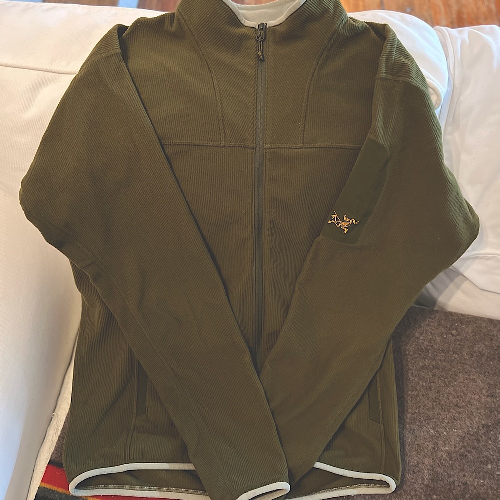 Mens Arcteryx Caliber Cardigan - Medium
